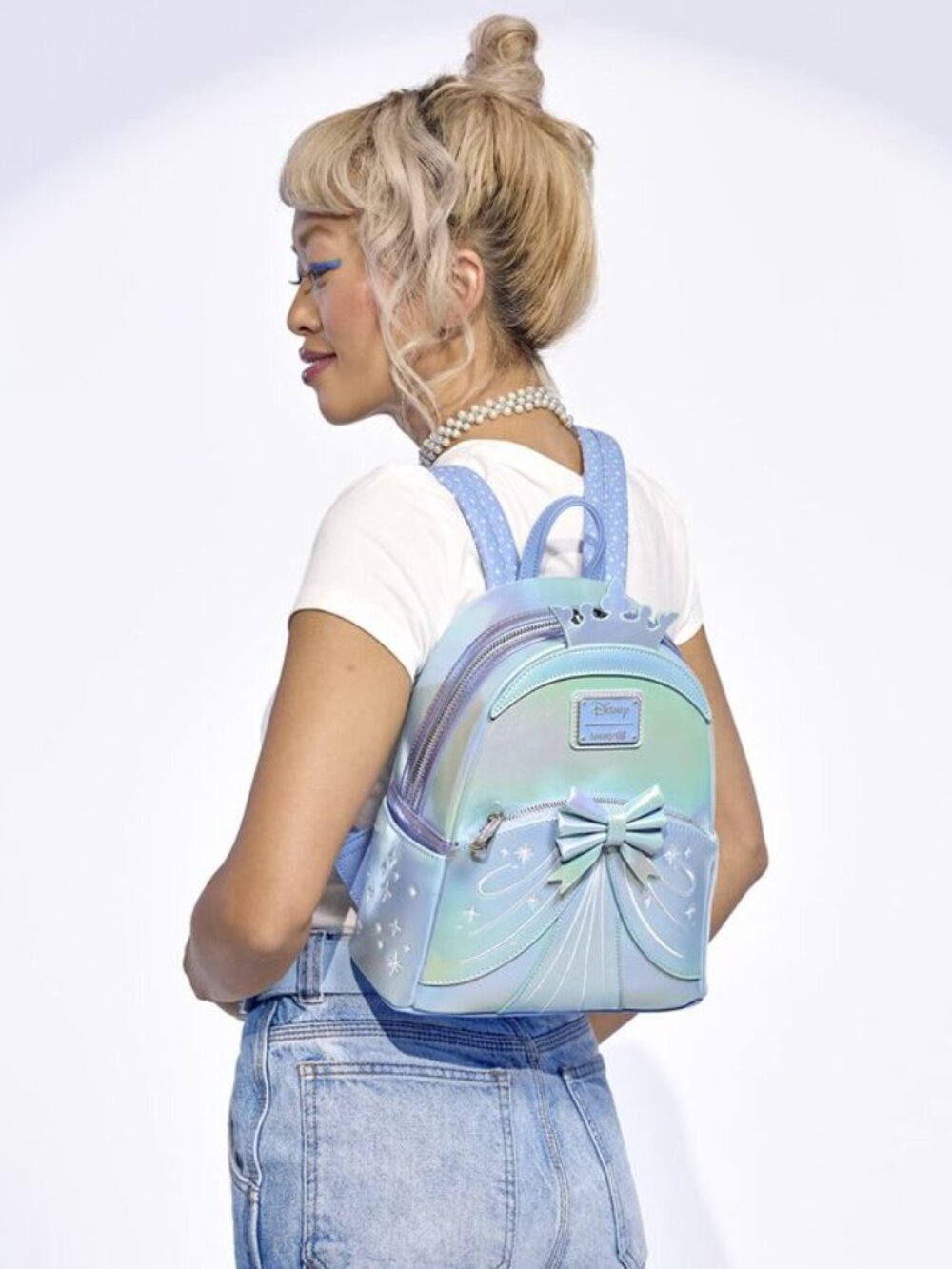 Loungefly Cinderella Exclusive Shiny Series Iridescent Cosplay Backpack NWT - Picture 7 of 12